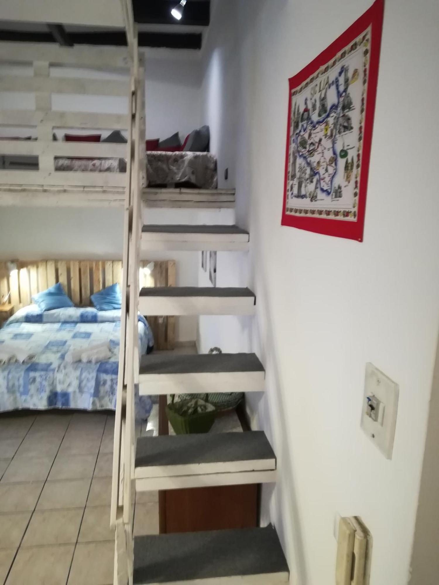 Casa In Palazzo Graffeo Eva Appartement Palermo Buitenkant foto